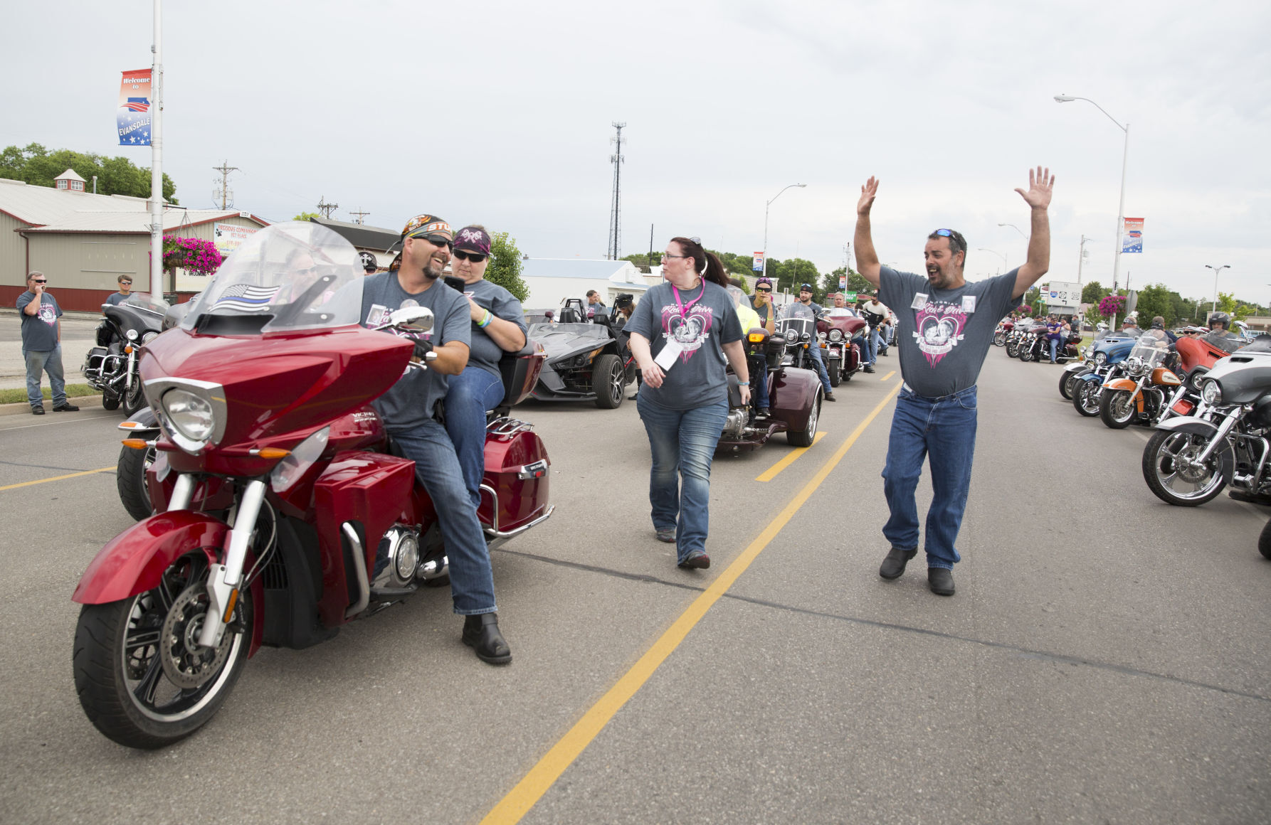 071319kw-lyric-and-elizabeth-ride-02